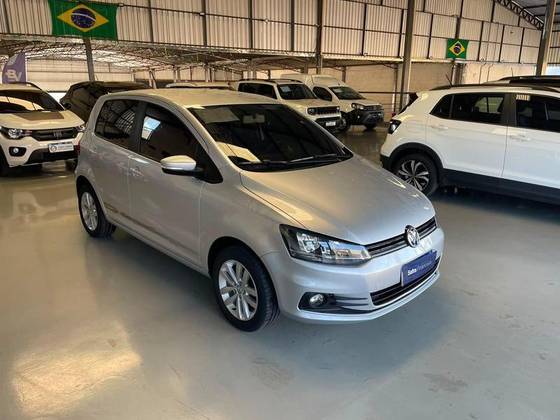 VOLKSWAGEN FOX 1.6 MSI TOTAL FLEX CONNECT 4P MANUAL VOLKSWAGEN FOX 1.6 MSI TOTAL FLEX CONNECT 4P MANUAL